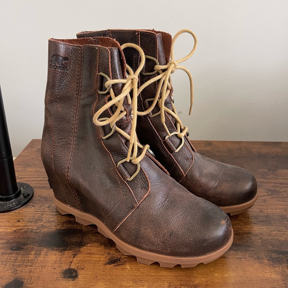Sorel Lace up Wedge Boot